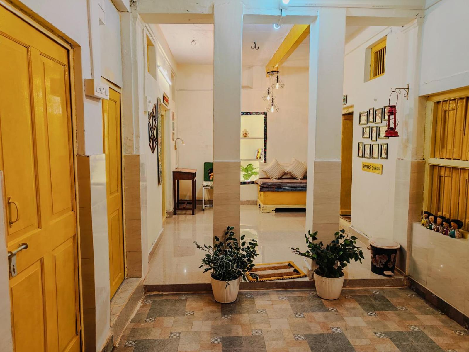 ורנאסי Kailash Heritage Homestay מראה חיצוני תמונה